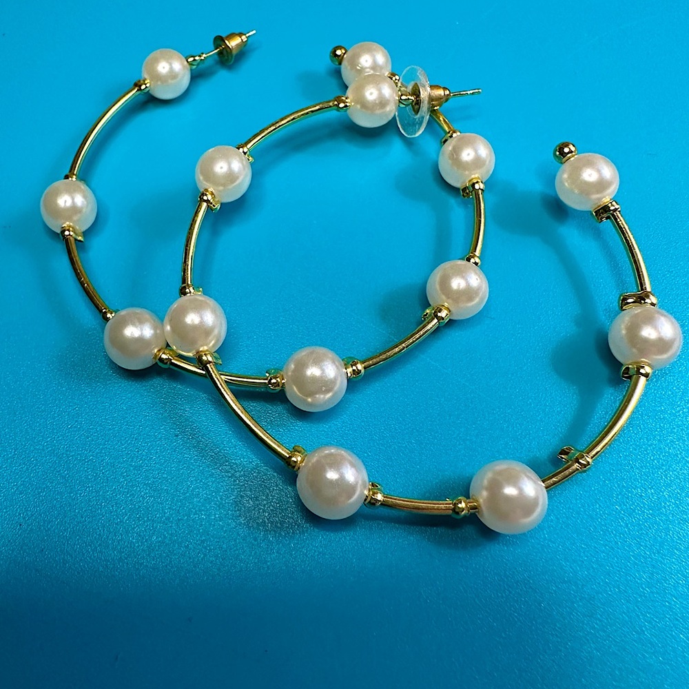 Large faux pearl and gold tone hoops lightweight gently worn
